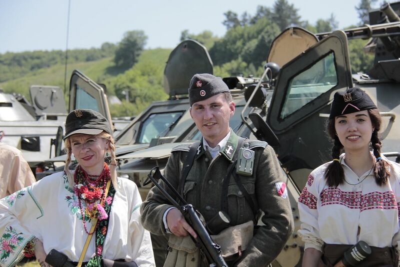 Файл:Овчинников2.jpeg