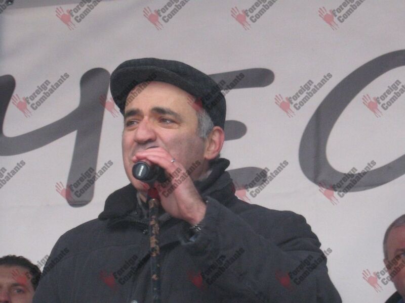 Файл:960px-Saint Petersburg rally 2012-02-25 (Kasparov).jpg